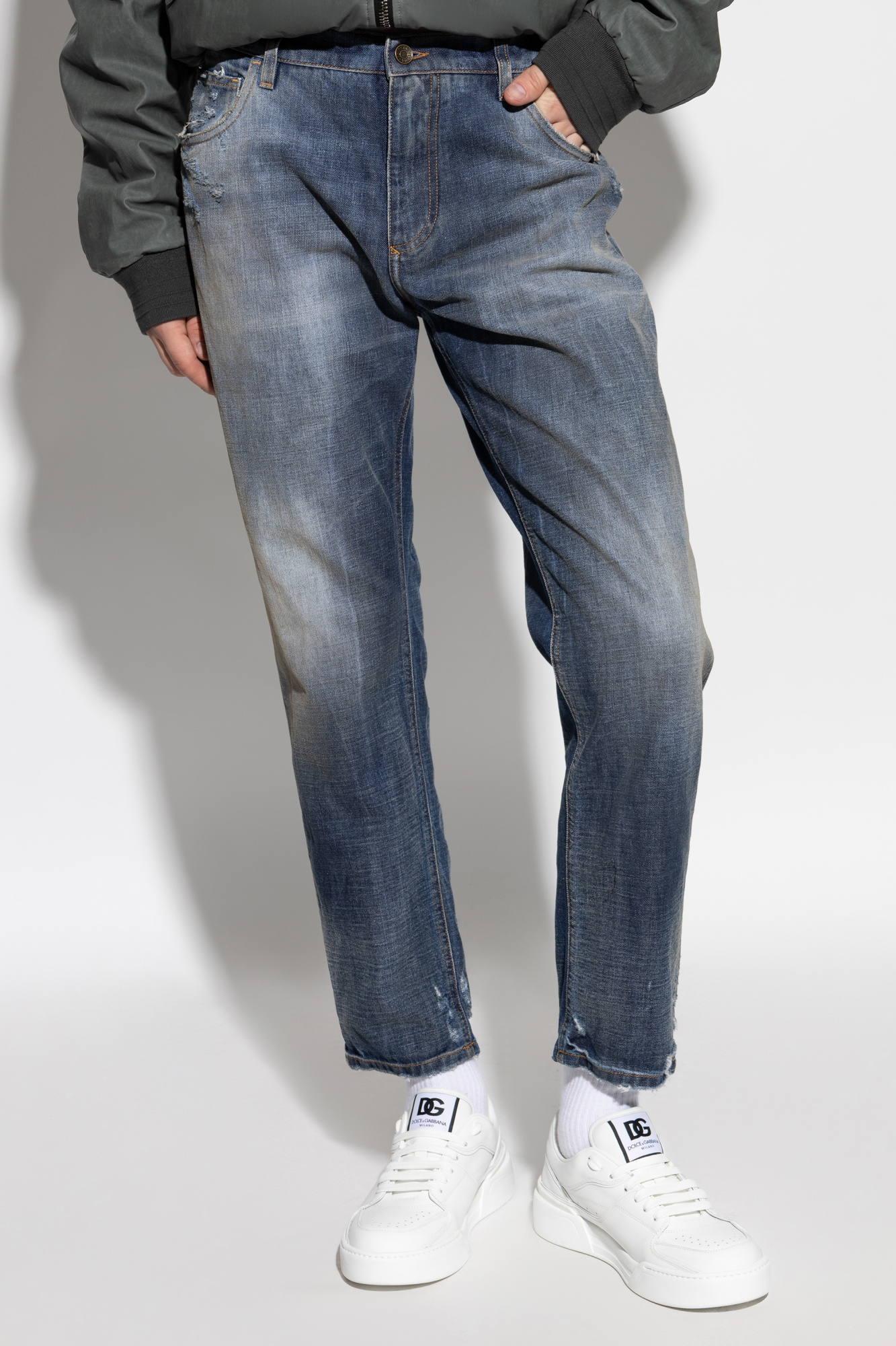 デニム・ジーパン Dolce & Gabbana FW24 5-pocket jeans (FTC7BDG8LW2 S9001) 5-pocket denim jeans with branded tag in Multicolor for